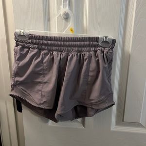 Lululemon 2.5 shorts